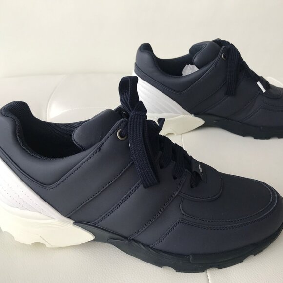 CHANEL NAVY LEATHER WHITE HEEL CC LOGO LACE UP SNEAKERS TRAINERS SHOES SIZE 38 - Picture 6 of 11